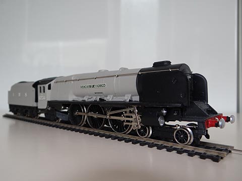 Lucent Collectables buy Model Railways O, OO and N Gauge